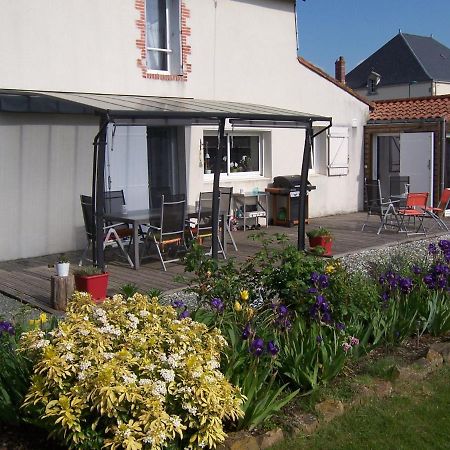 Bed and Breakfast Chez Chris Et Vince Bazoges-en-Paillers Exterior foto