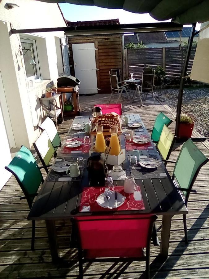 Bed and Breakfast Chez Chris Et Vince Bazoges-en-Paillers Exterior foto
